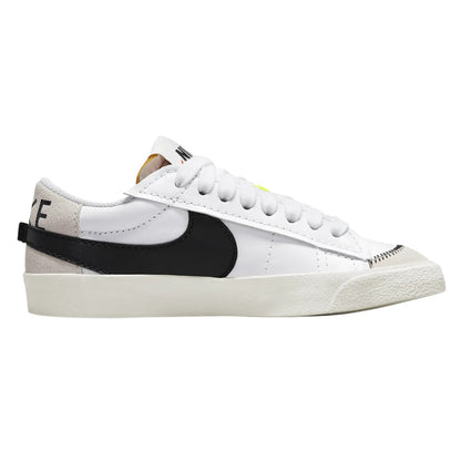 Nike Blazer Low &