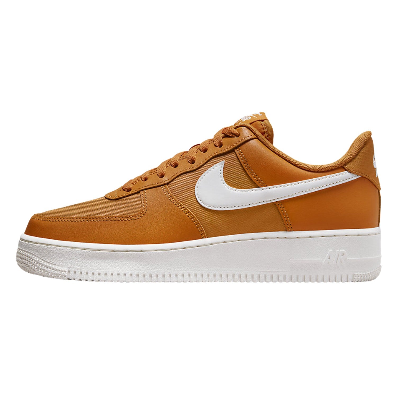 Nike Air Force 1 &