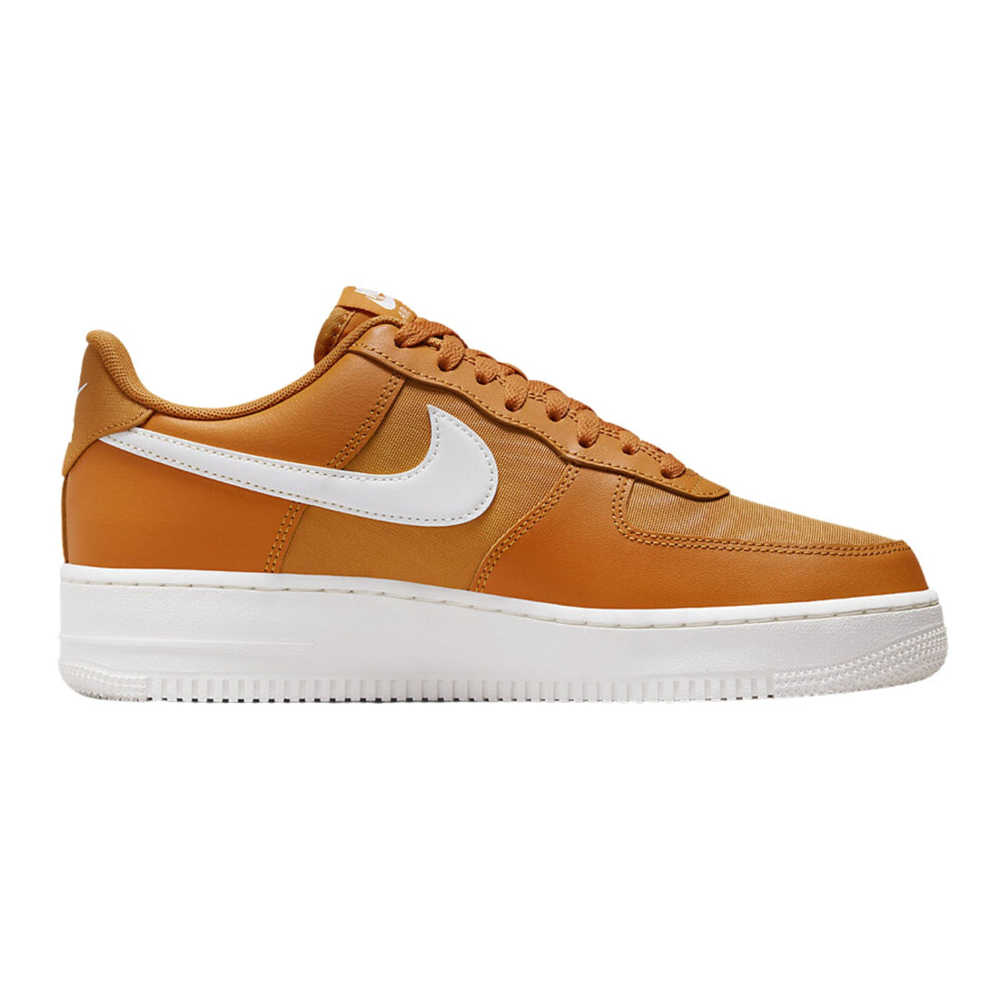 Nike Air Force 1 &