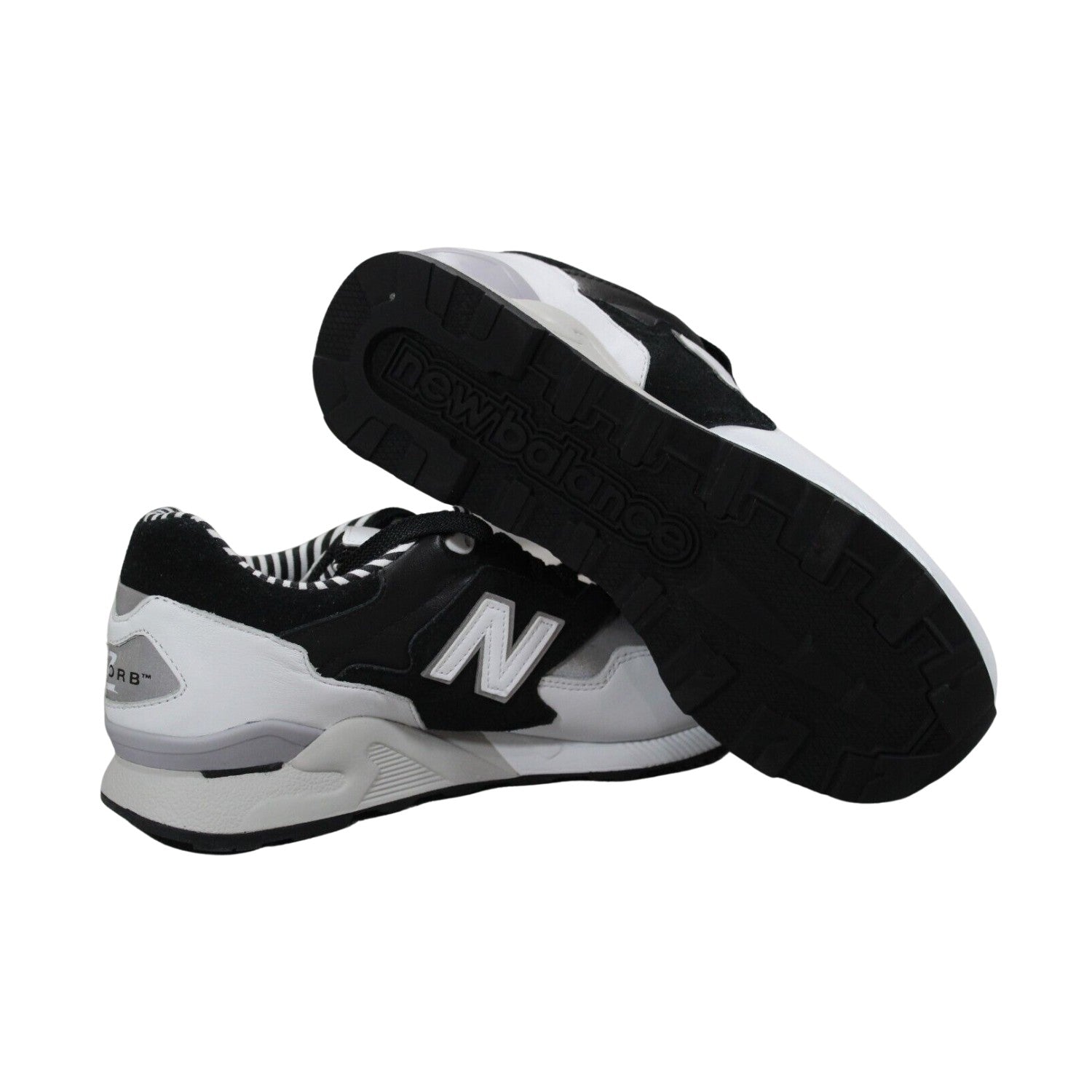New Balance Classics Sneakers  Mens Style : Ml878