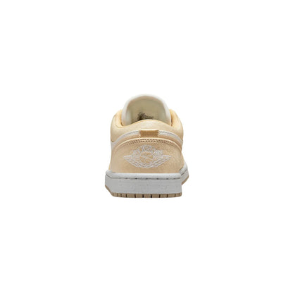 Nike 1 Low Se Womens Style : Fn3722-701