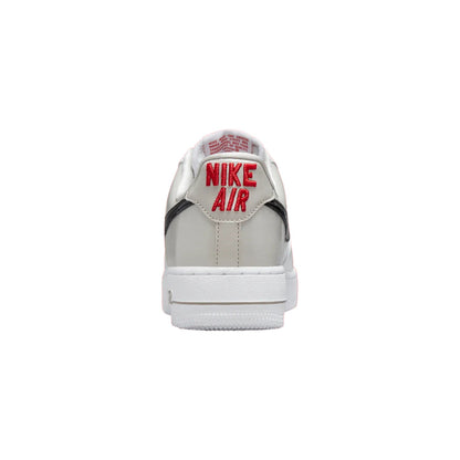 Nike Air Force 1 &