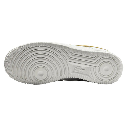Nike Air Force 1 &
