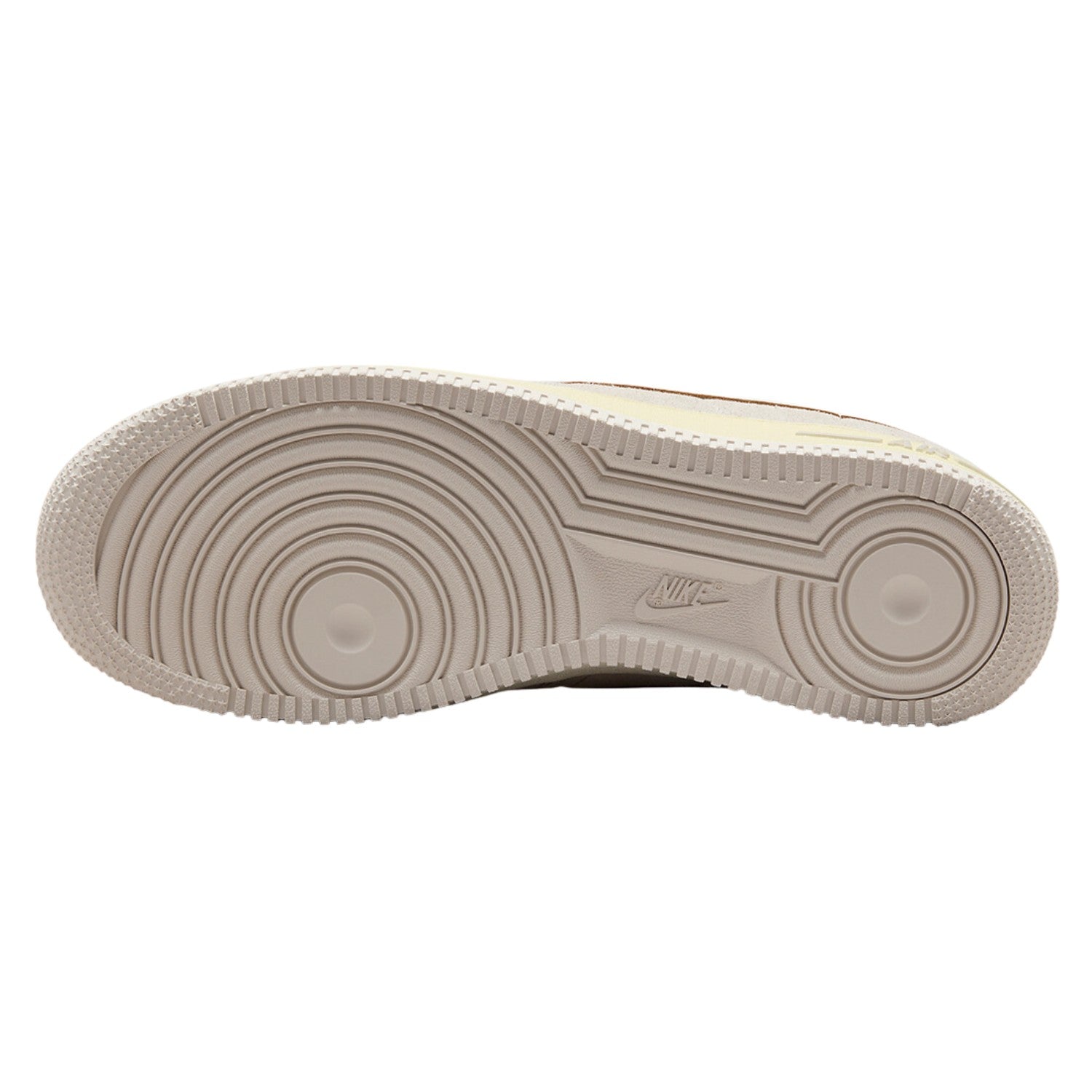 Nike Air Force 1 &