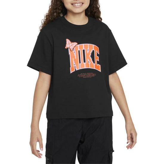 Nike Sportswear Big Kids (Girls) T-shirt Big Kids Style : Fb5371