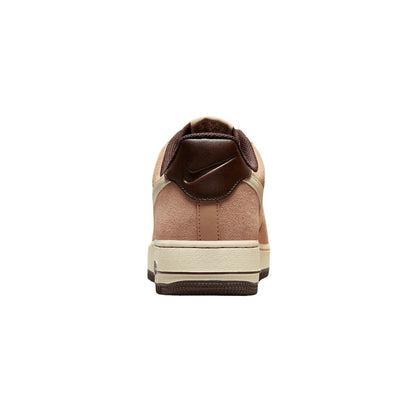 Nike Air Force 1 &