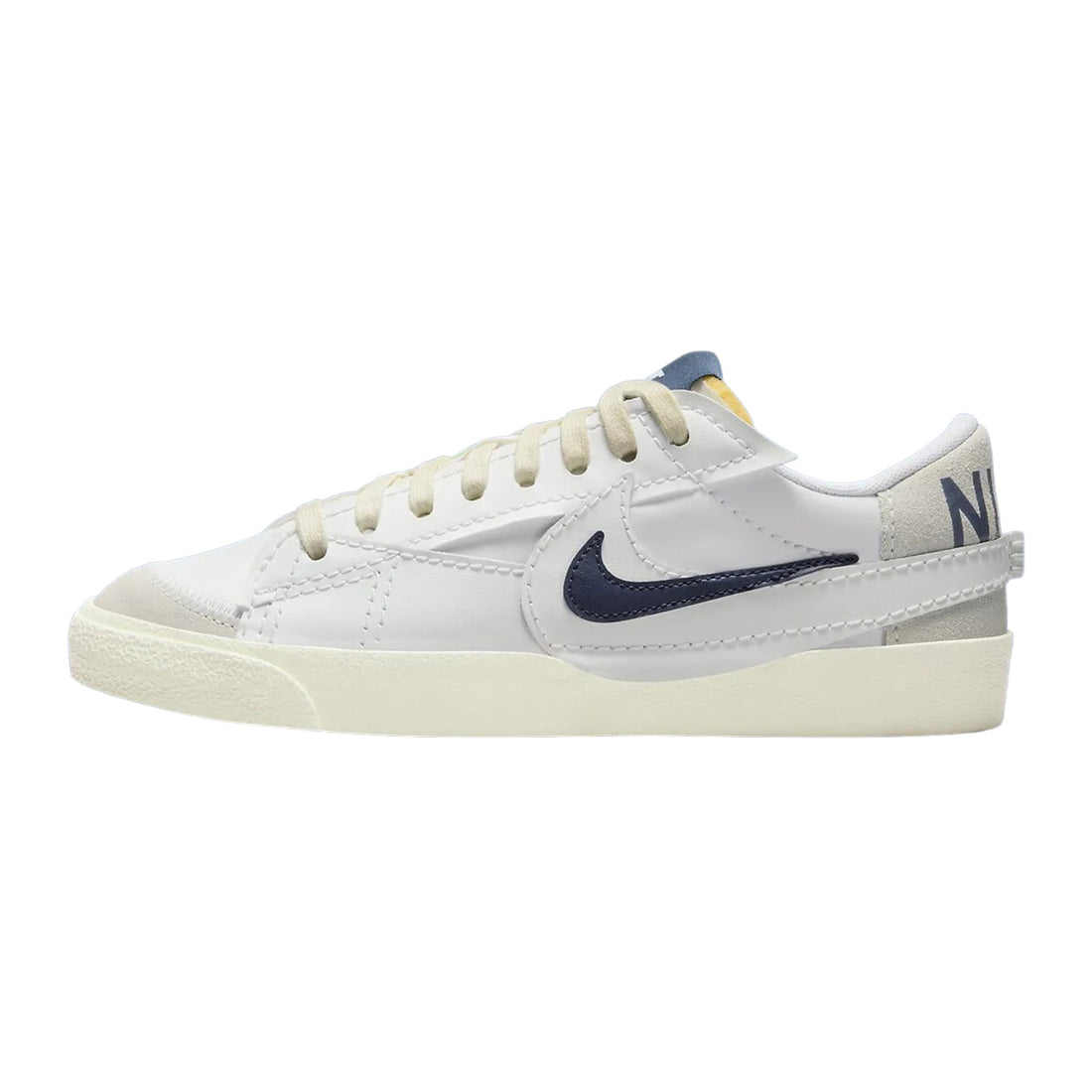 Nike Blazer Low &
