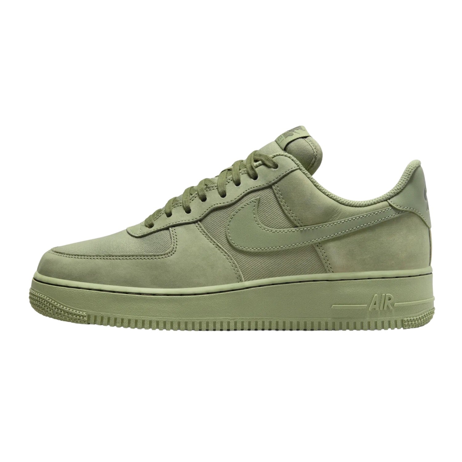 Nike Air Force 1 &