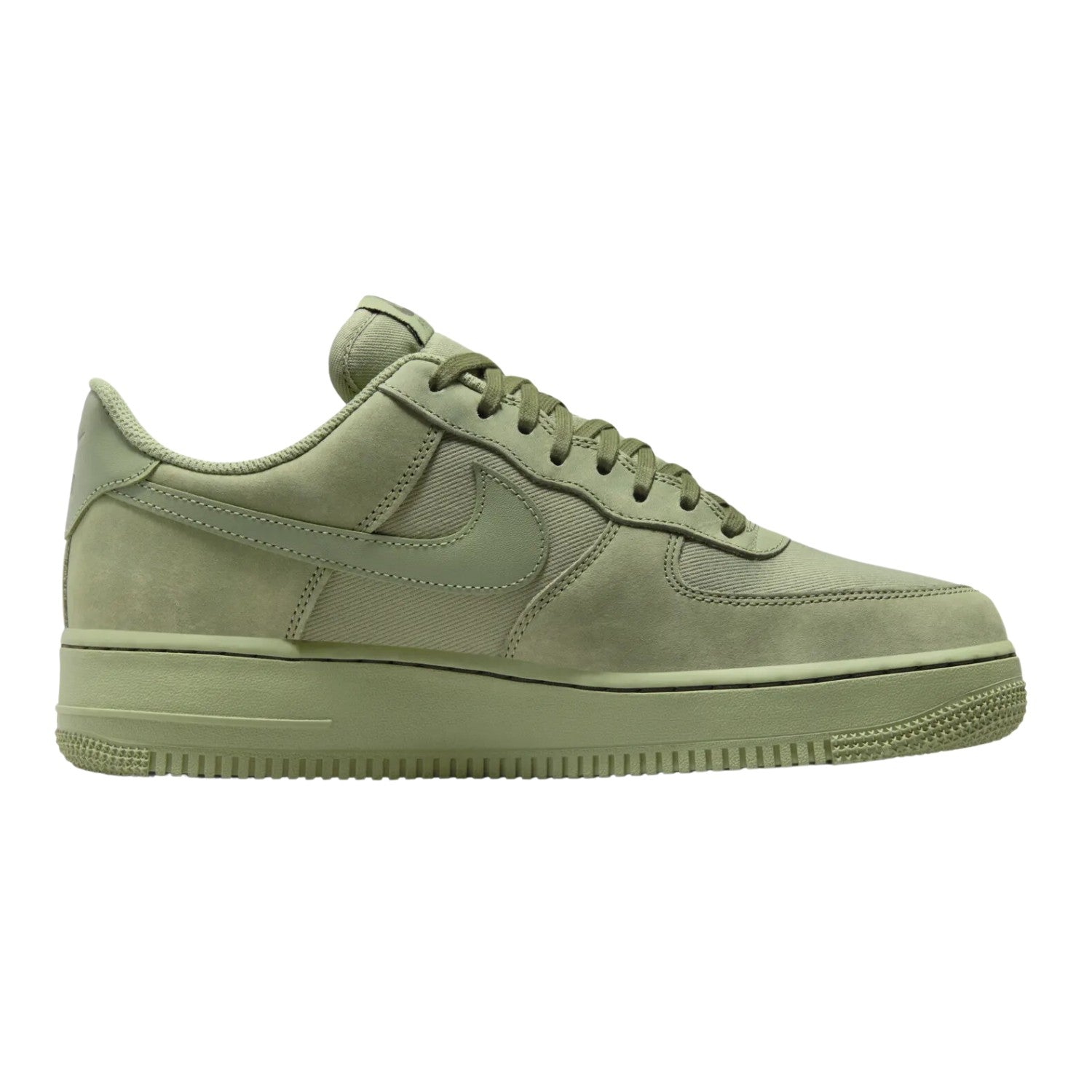 Nike Air Force 1 &