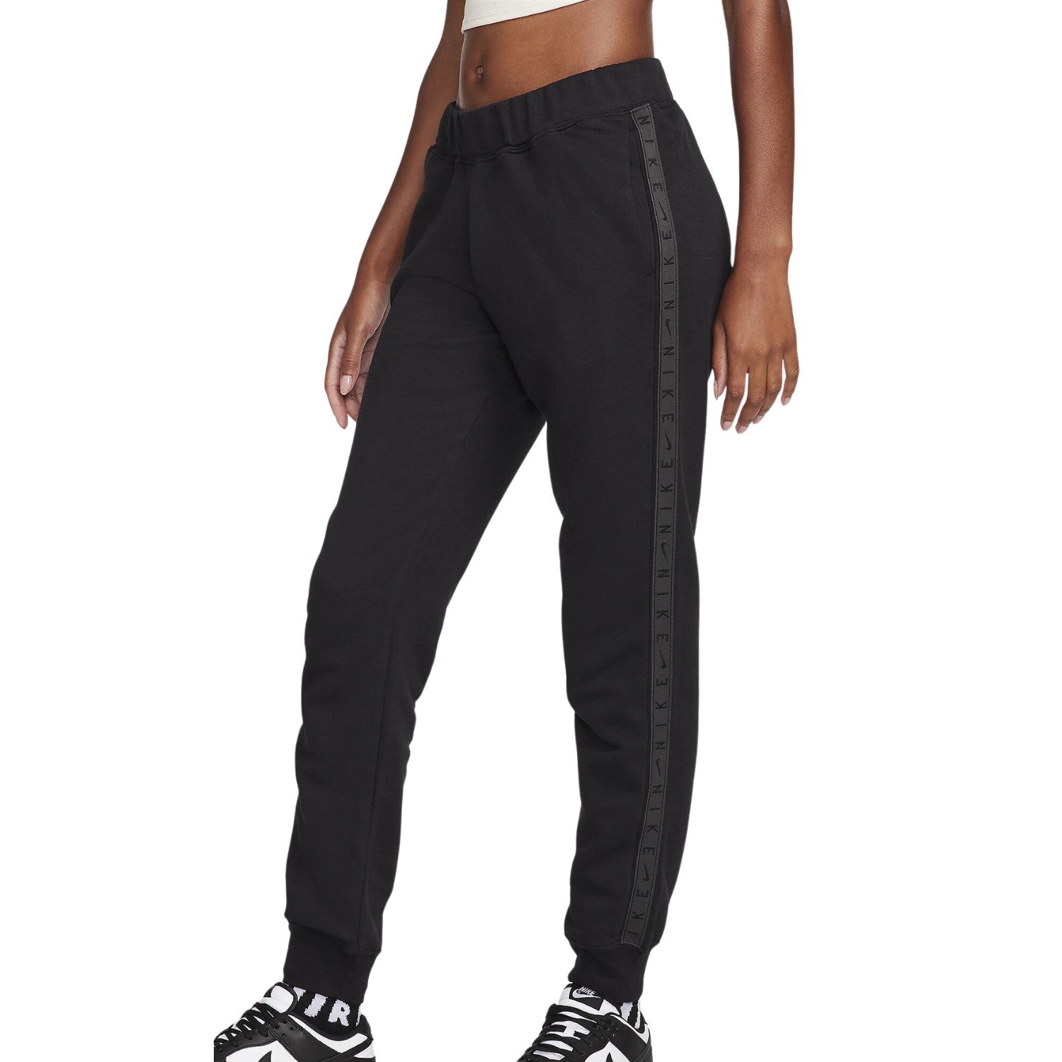 Nike Sportswear Essential Women&