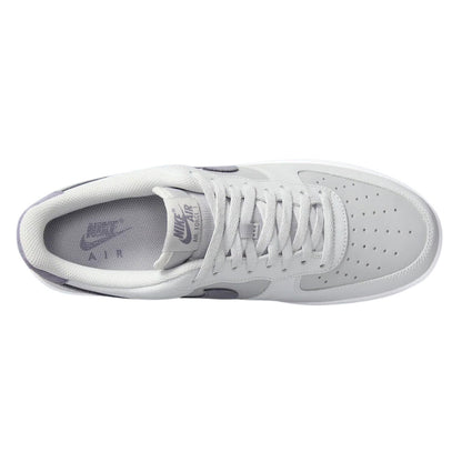 Nike Air Force 1 &