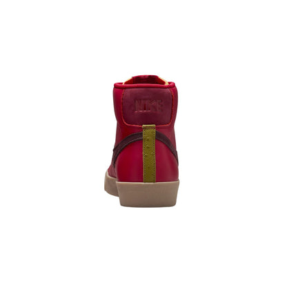 Nike Blazer Mid &