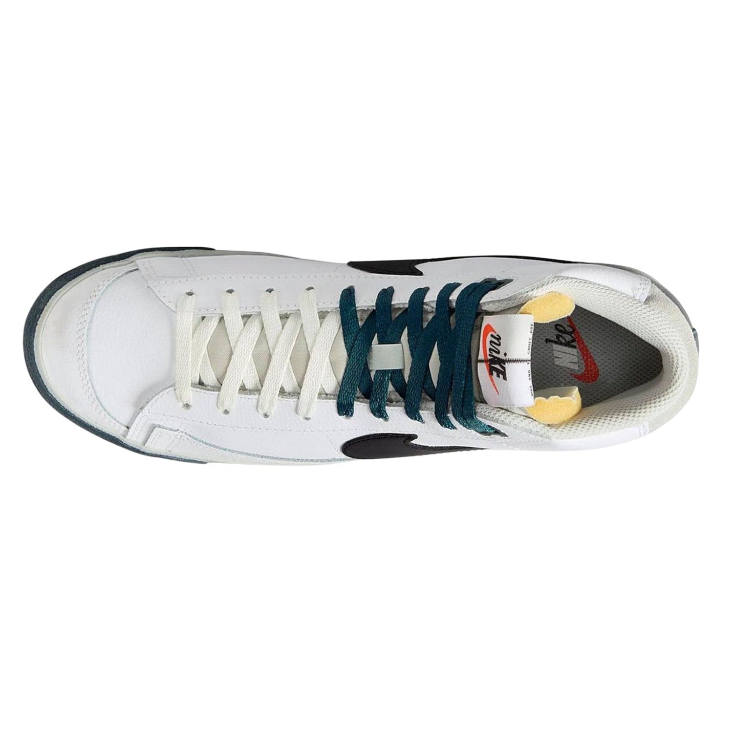 Nike Blazer Mid &