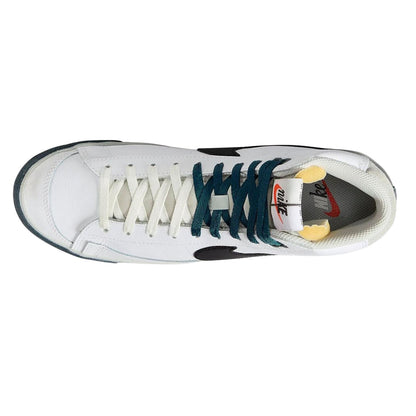 Nike Blazer Mid &