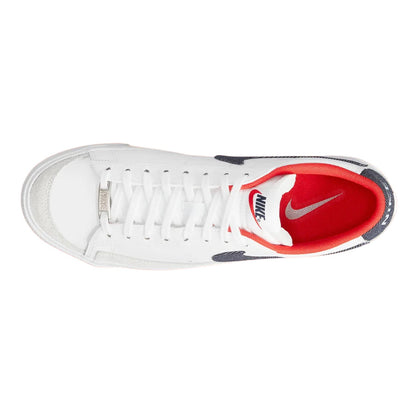 Nike Blazer Low &