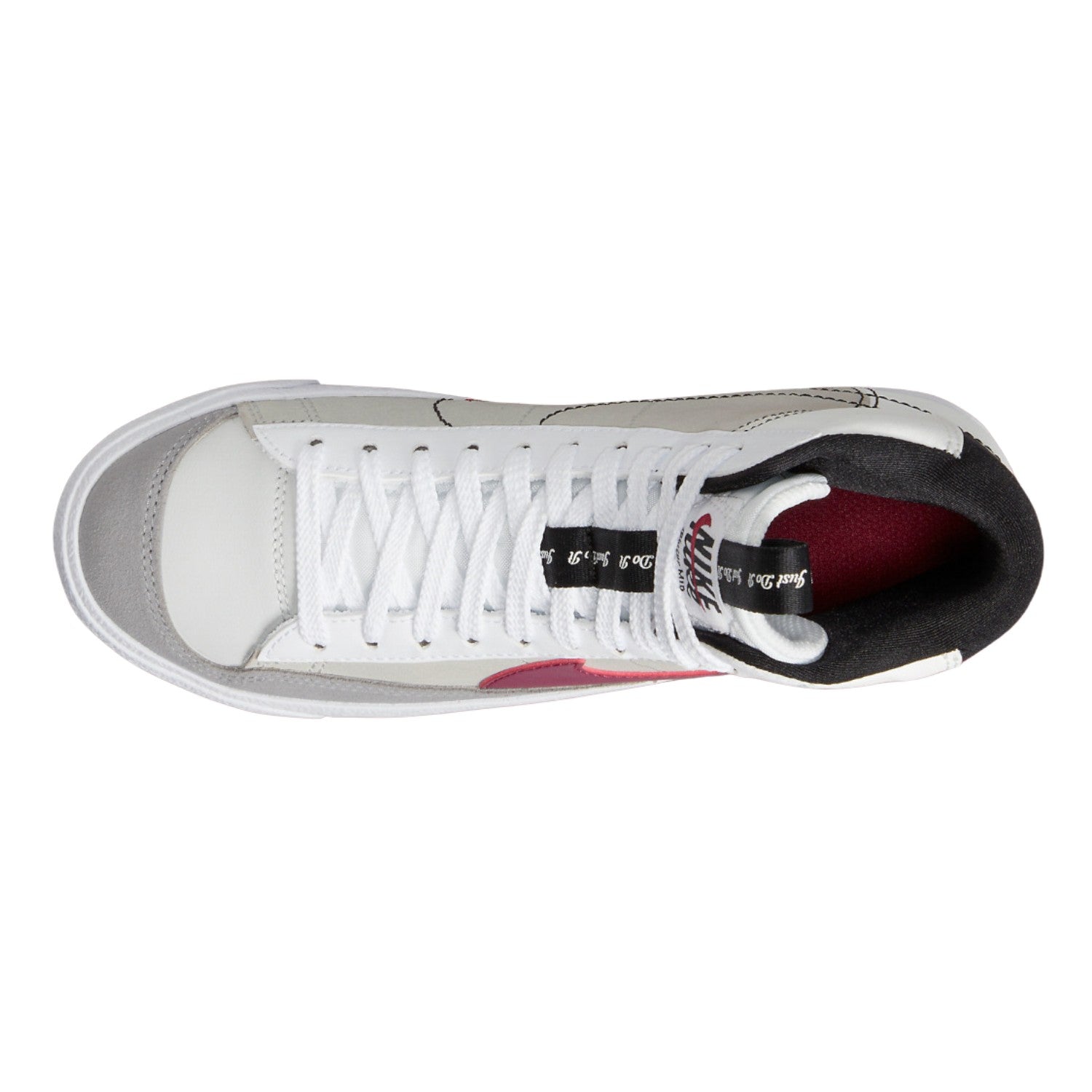 Nike Blazer Mid &