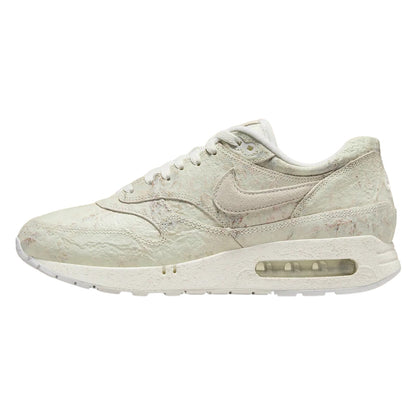 Nike Air Max 1 &