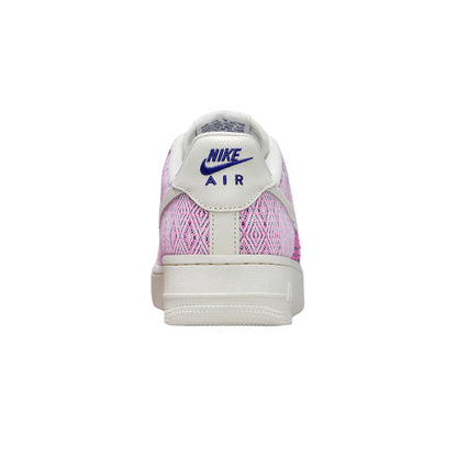 Nike Air Force 1 &