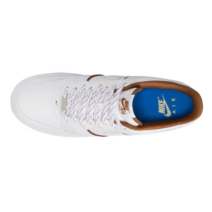 Nike Air Force 1 &