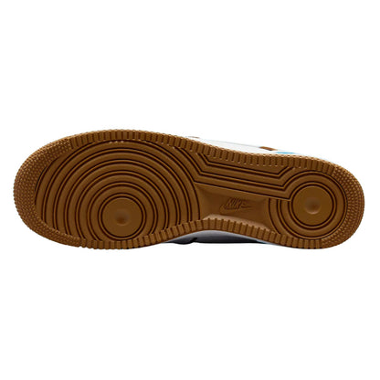 Nike Air Force 1 &