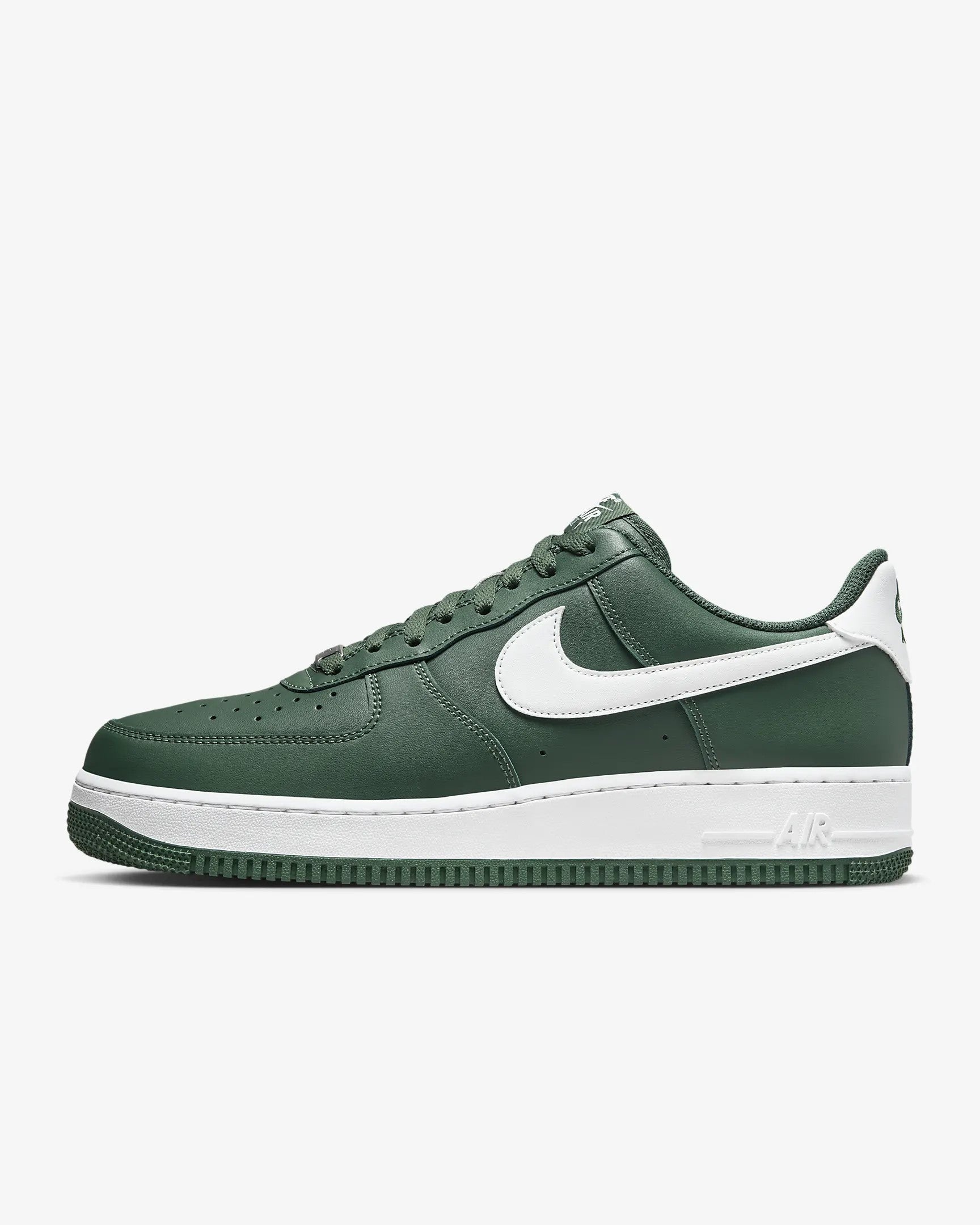 Nike Air Force 1 &