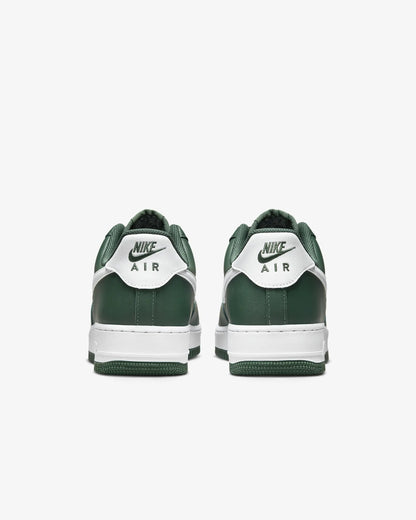 Nike Air Force 1 &
