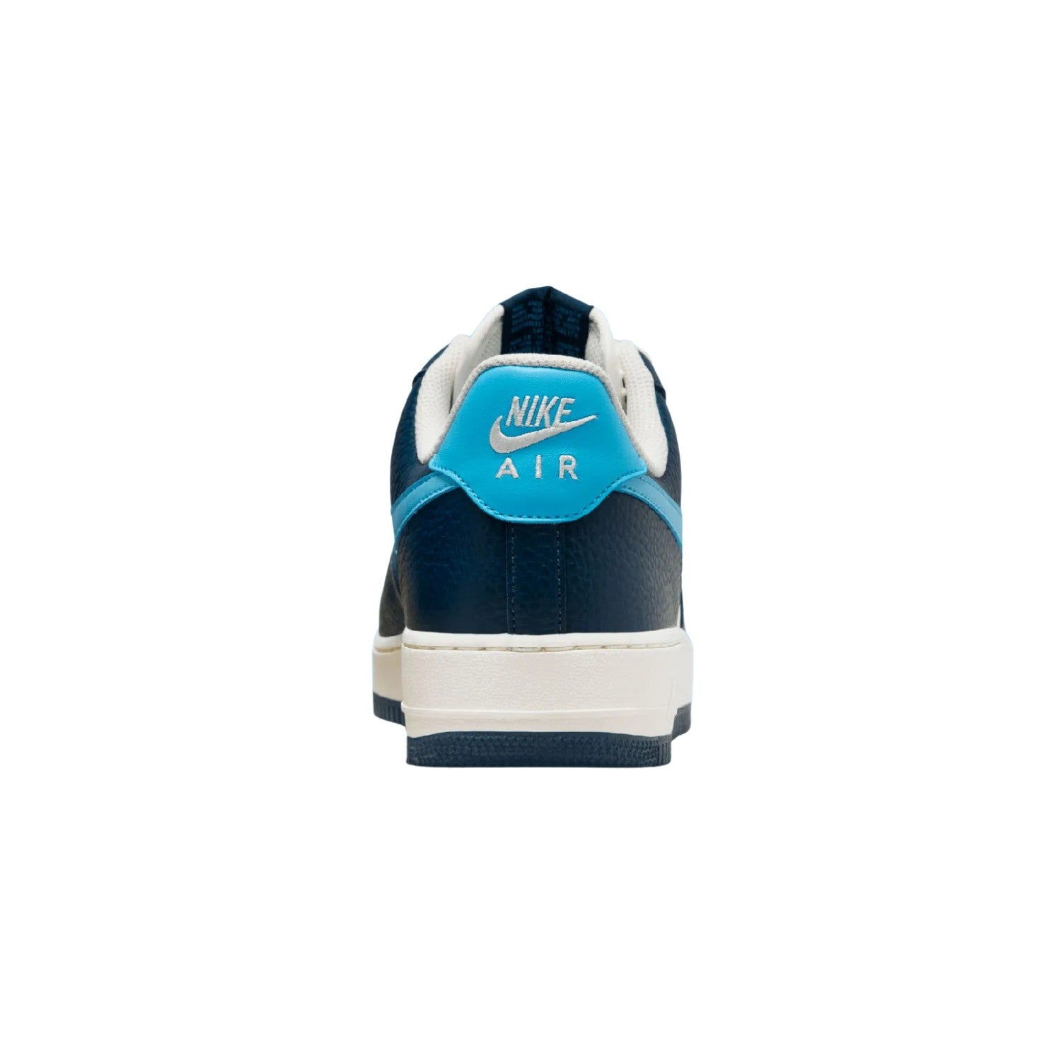 Nike Air Force 1 &