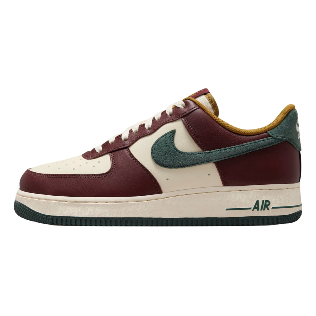 Nike Air Force 1 &