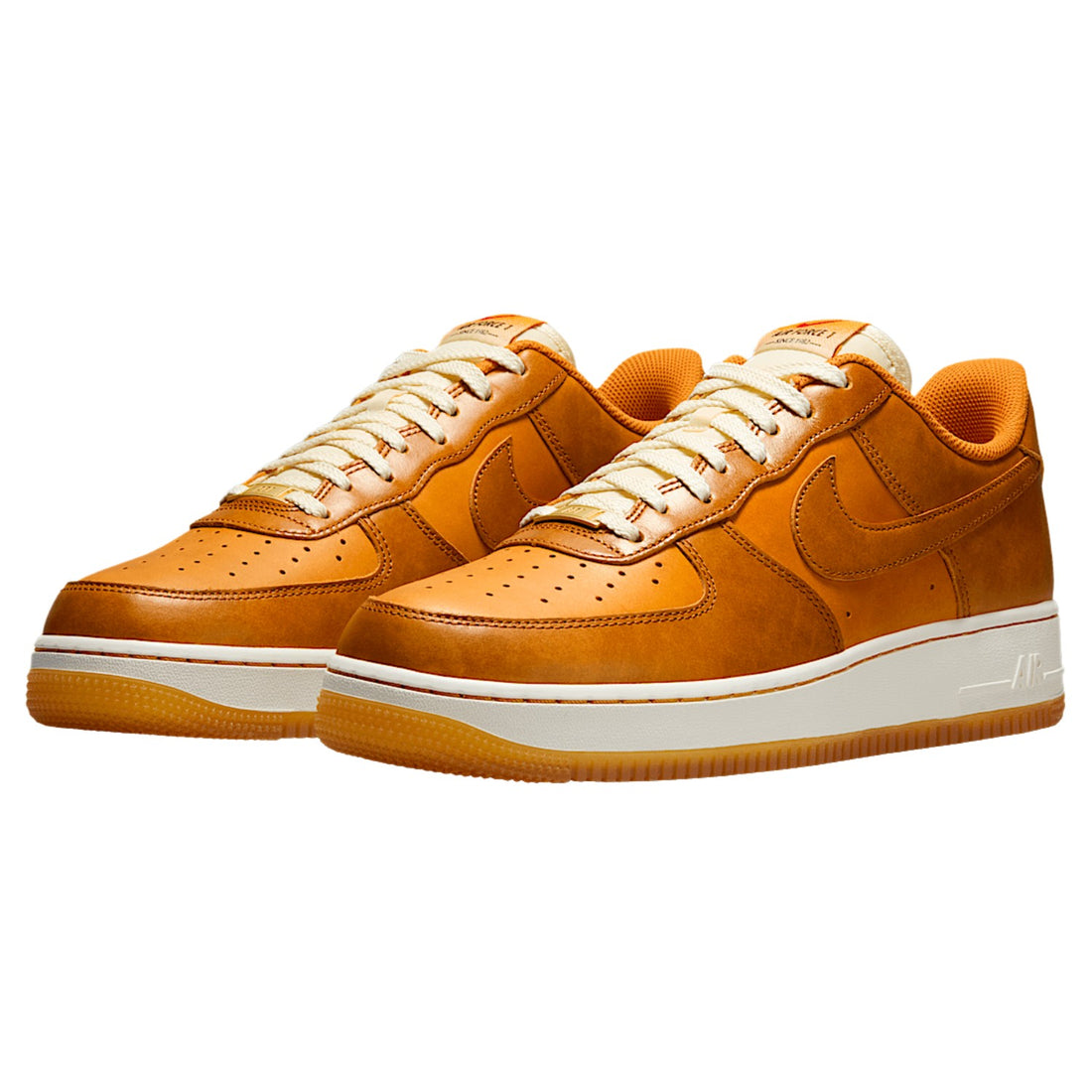 Nike Air Force 1 &