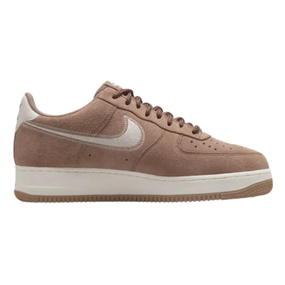 Nike Air Force 1 &