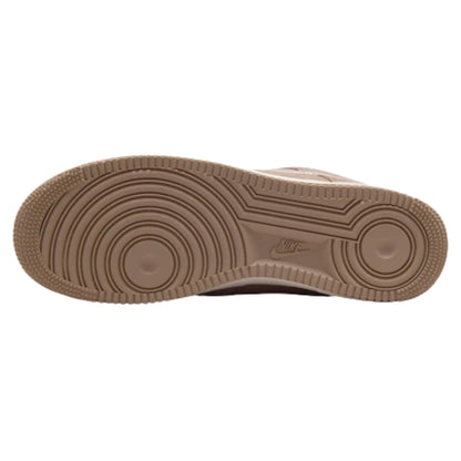 Nike Air Force 1 &
