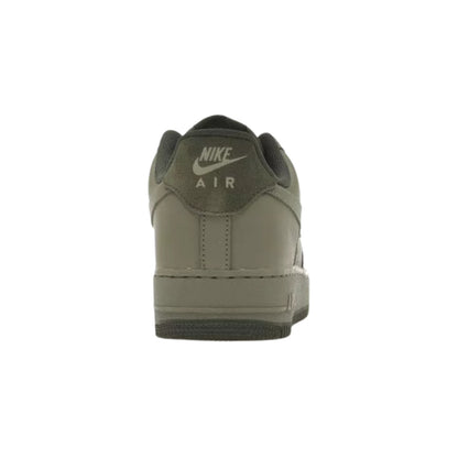 Nike Air Force 1 &
