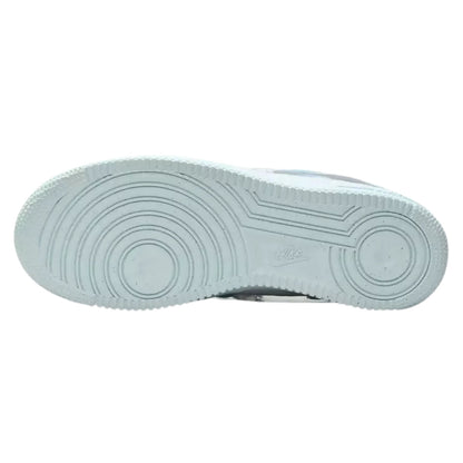 Nike Air Force 1 &