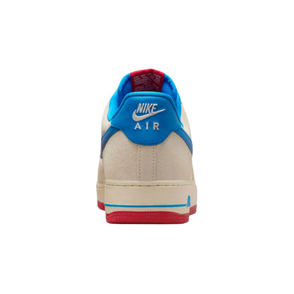 Nike Air Force 1 &