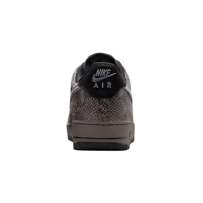 Nike Air Force 1 &