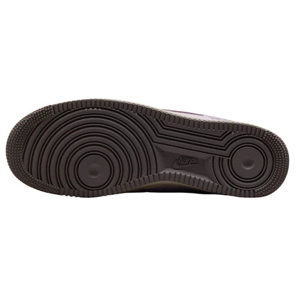 Nike Air Force 1 &