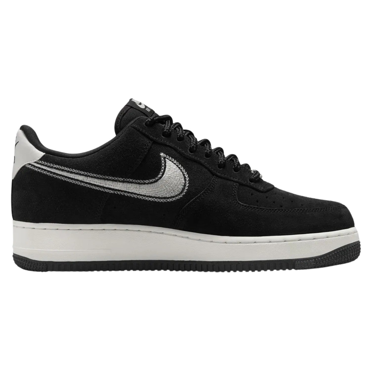 Nike Air Force 1 &