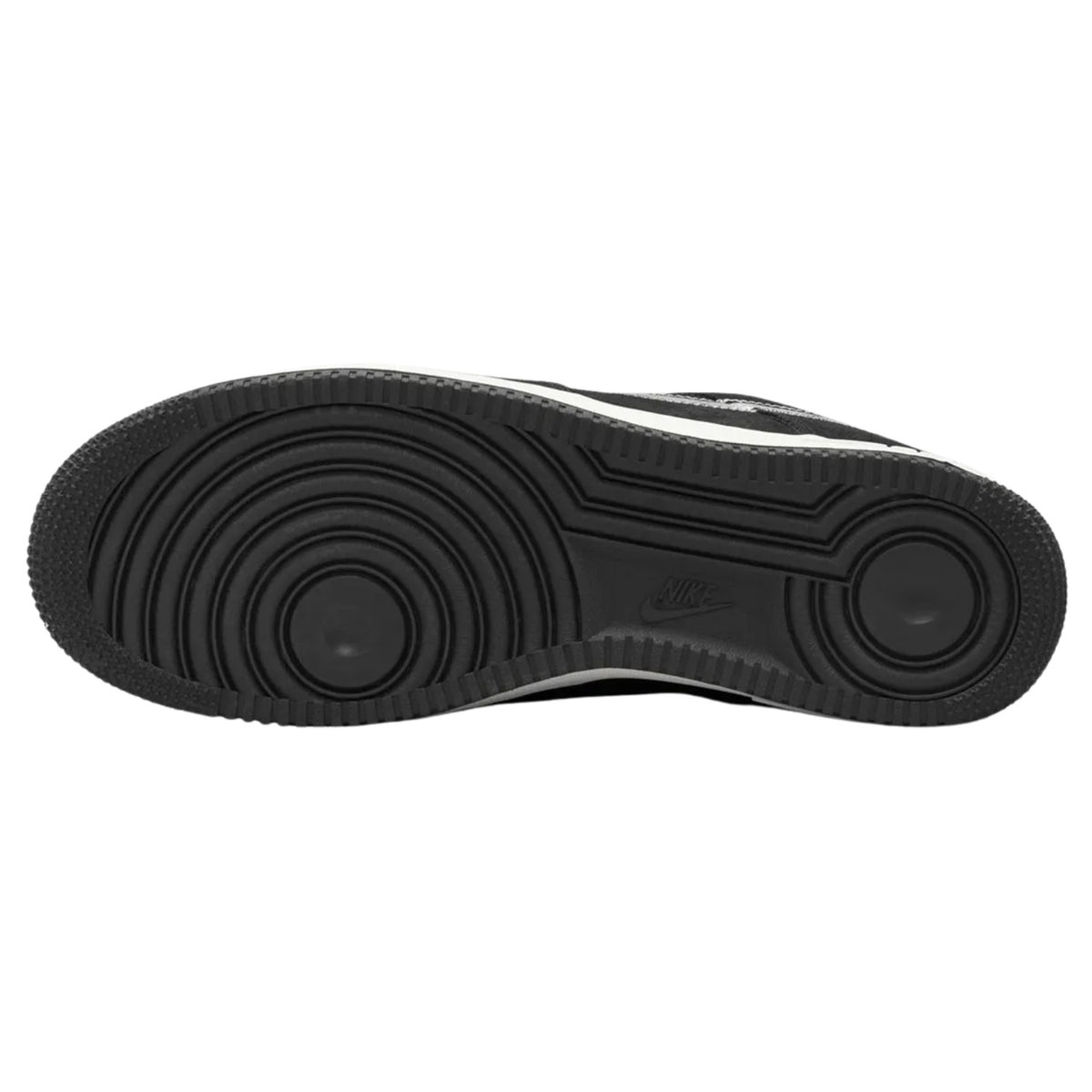Nike Air Force 1 &