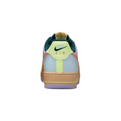 Nike Air Force 1 &