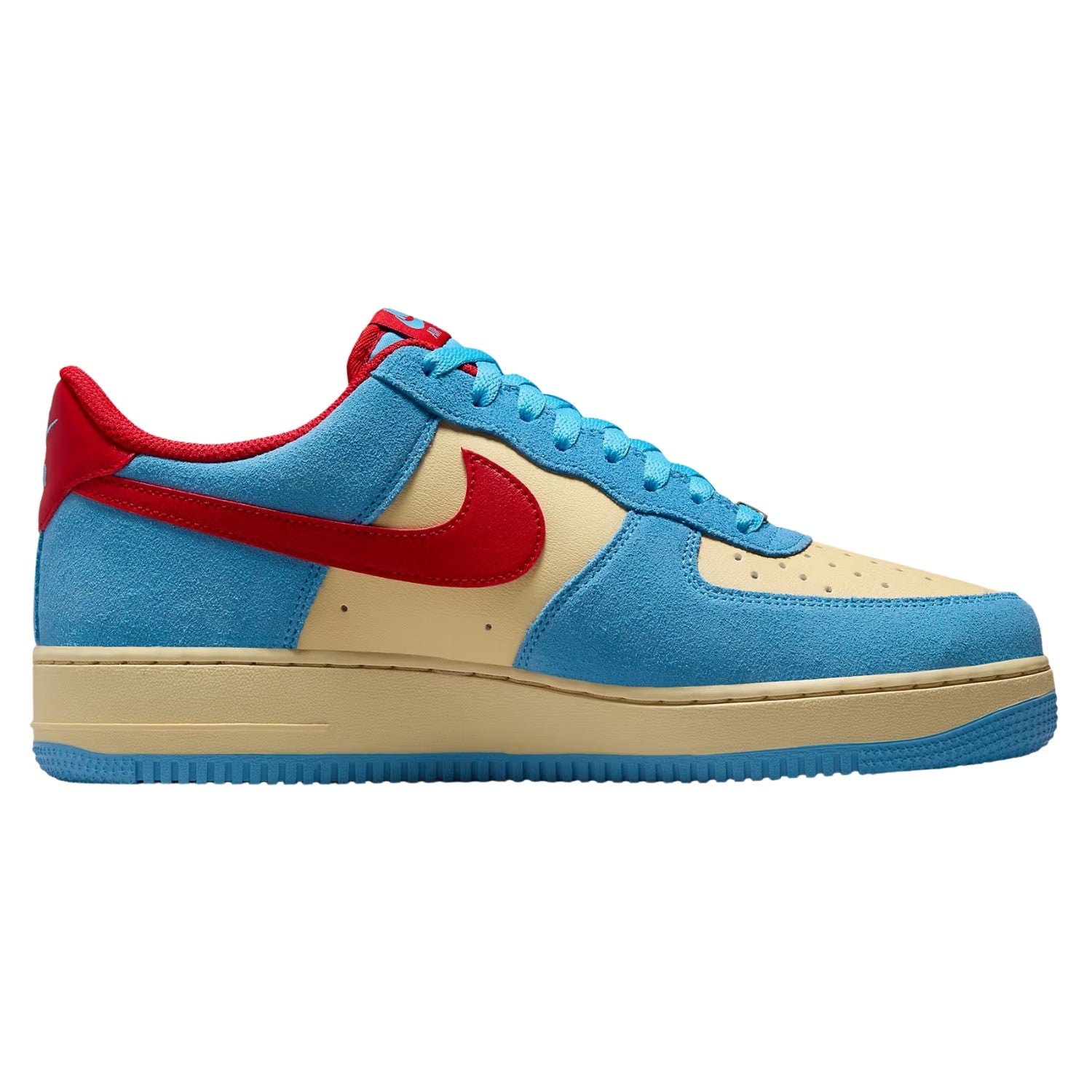 Nike Air Force 1 &
