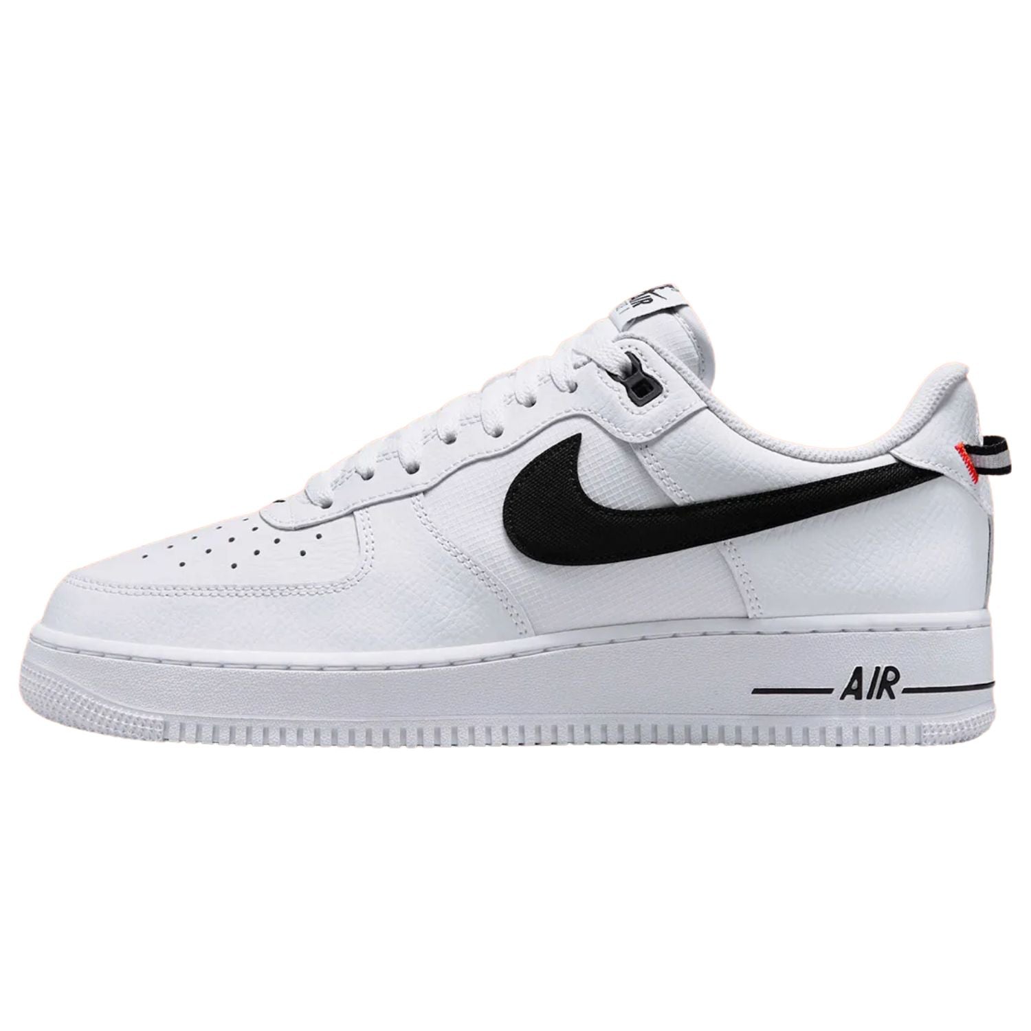 Nike Air Force 1 &