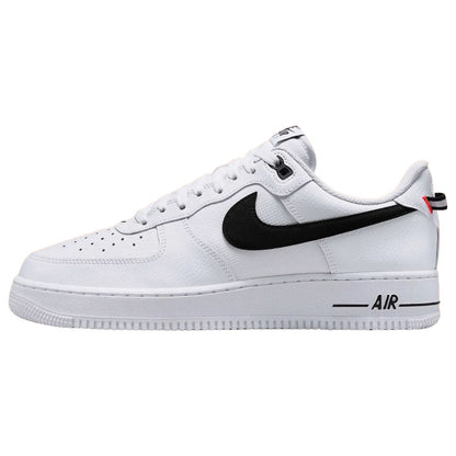 Nike Air Force 1 &