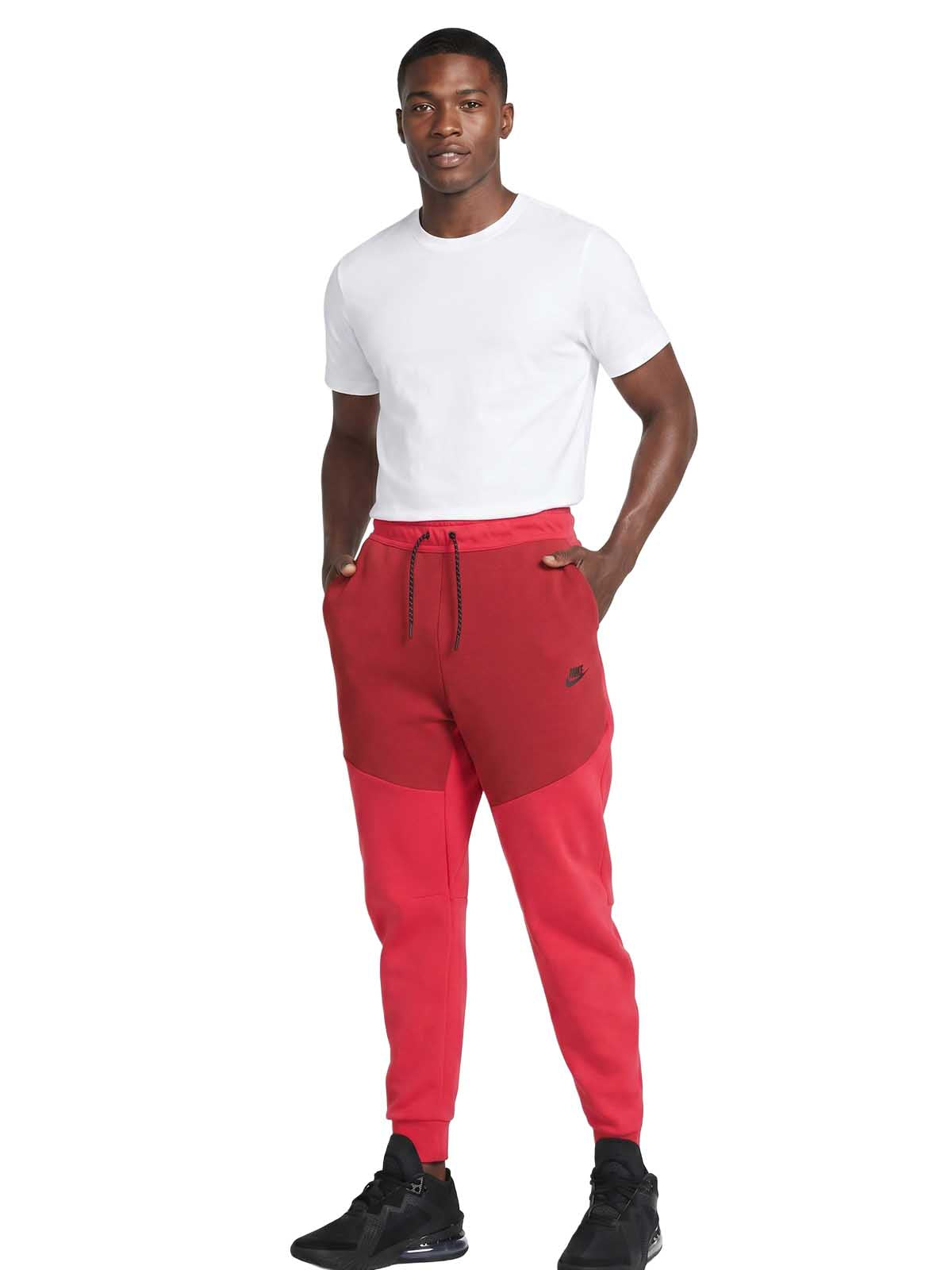Nike Sportswear Tech Fleece Joggers Very Berry/Pomegranate/Black